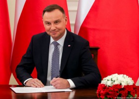 Prezydent podpisał ustawę o wstrzymaniu sprzedaży ziemi państwowej