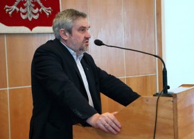 Będą dopłaty dla producentów rzepaku i pszczelarzy