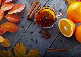 Rozgrzewające i aromatyczne jesienne herbaty - jak przygotować?